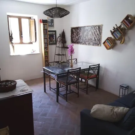 La Casa Dell'arco