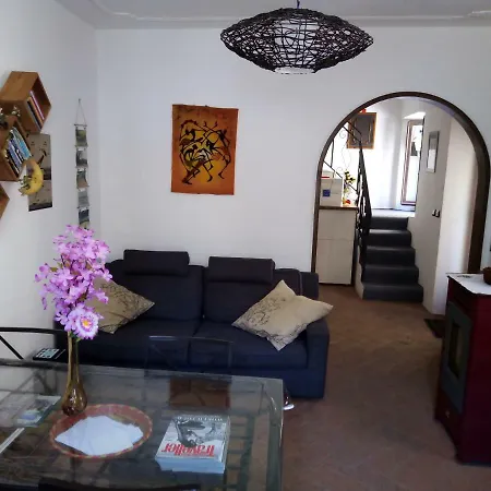 La Casa Dell'arco